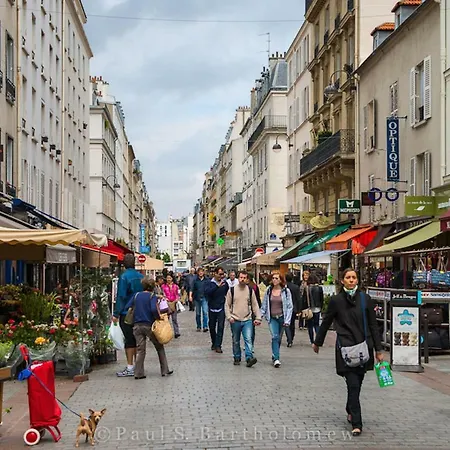 Eiffel Tower - Rue Cler Area Private Parigi